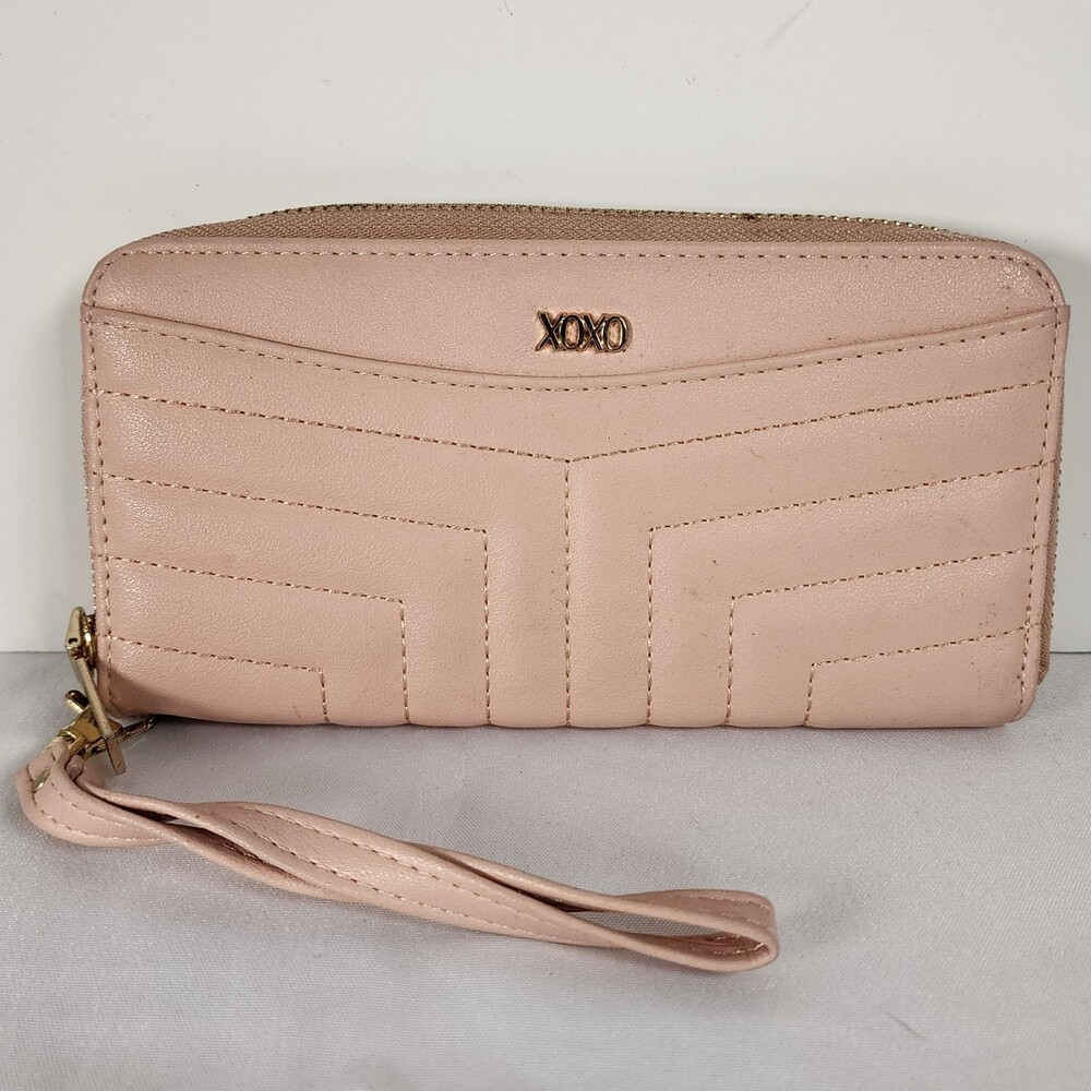 XOXO Blush Pink Quilted Chevron Large Zip Around Wristlet Wallet Organizer Clutc